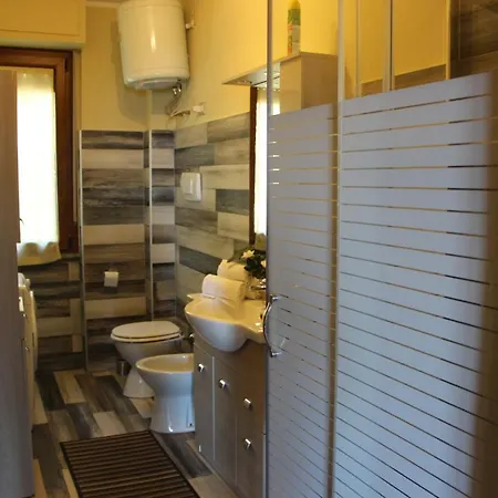 Piccolo Lago La Vacanza Da Sogno ペルレード